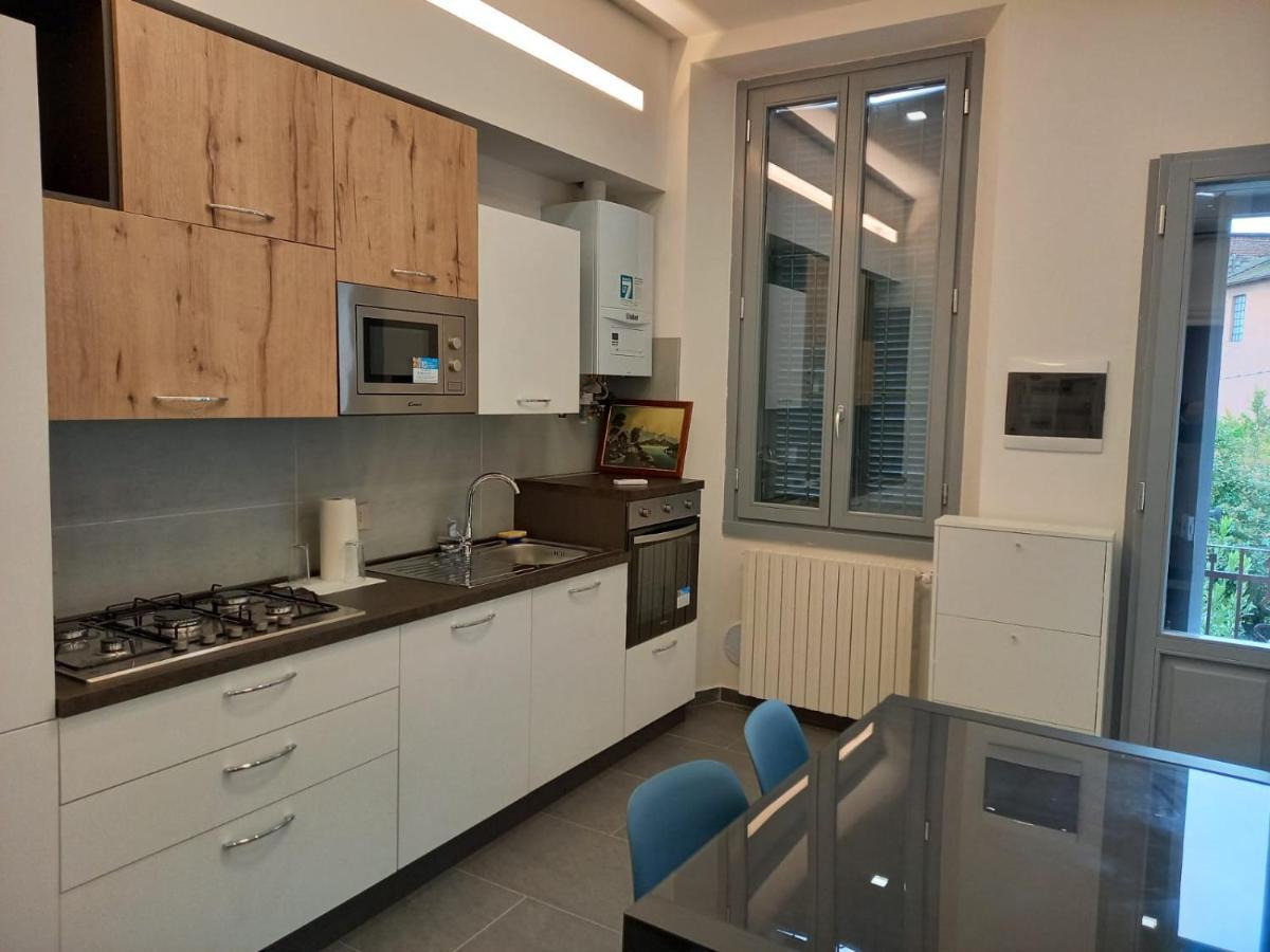 Appartamenti Lungo Fiume Sesto Calende Exteriör bild